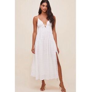 🆕Revolve | Astr the Label Lizbeth Tiered White Maxi Dress size medium